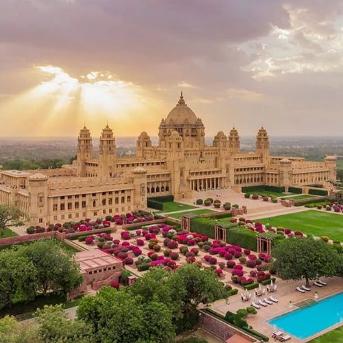 Ummaid Bhawan palace